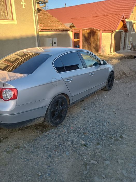 Vând Volskwagen Passat