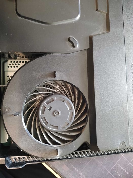 Playstation 4 Pro 1TB