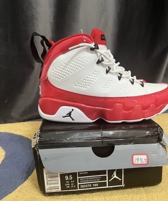 Jordan 9 Gym Red