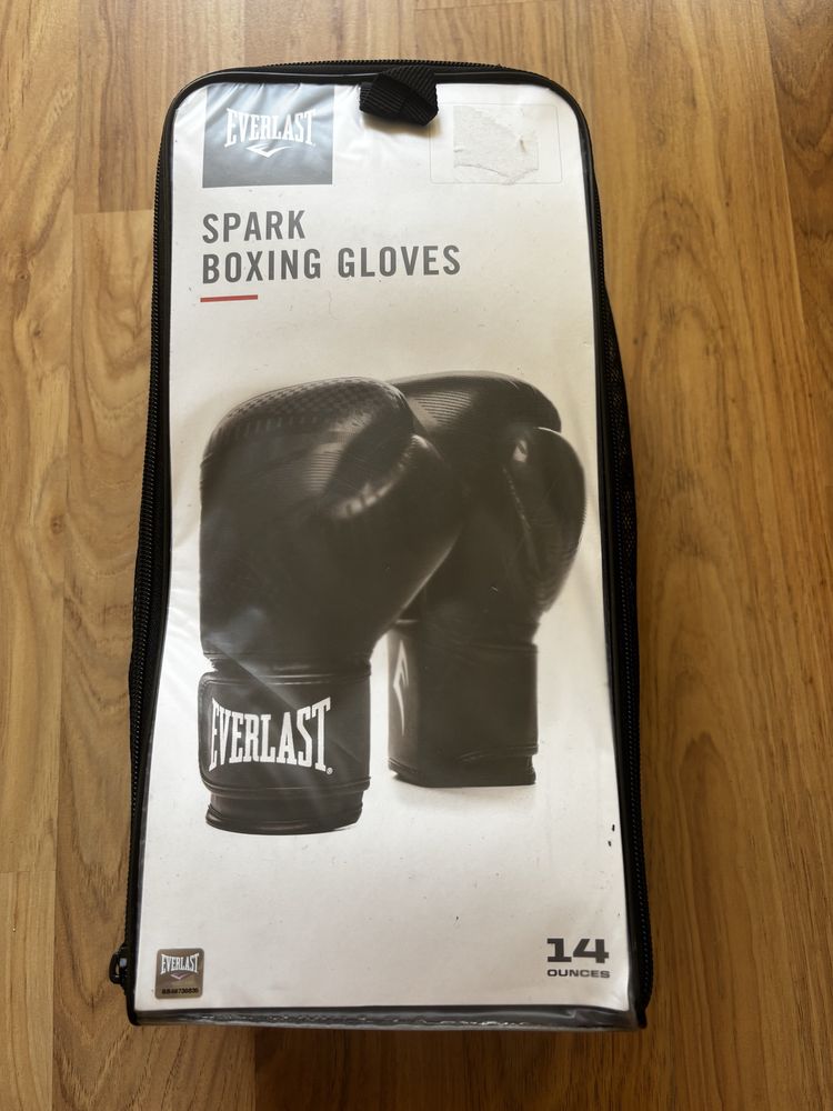 Боксови ръкавици Everlast 14oz