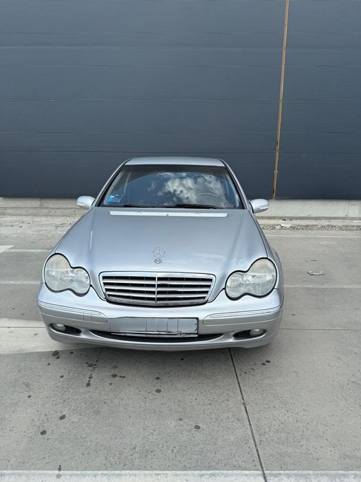 Mercedes C class 200