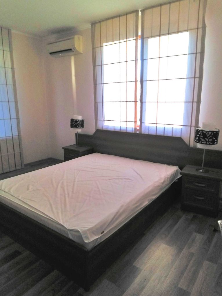 Продава се Тристаен апартамент в с. Шкорпиловци, Област Варна - 61 кв.м за 1141 €/кв.м - Снимка #11