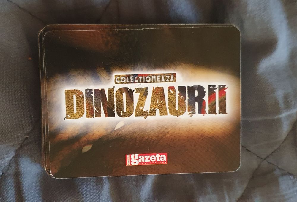Set de 12 dinozauri(Gazeta sporturilor)