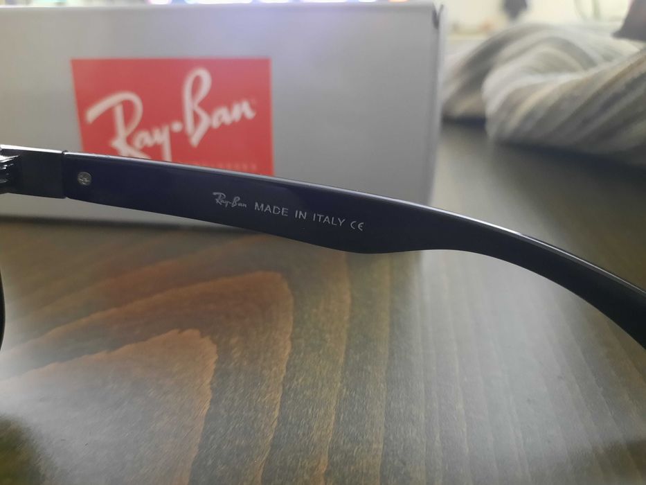 Нови RayBan sunglasses