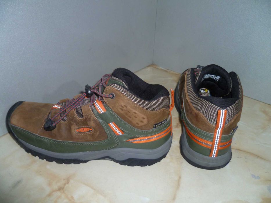 KEEN Waterproof №36