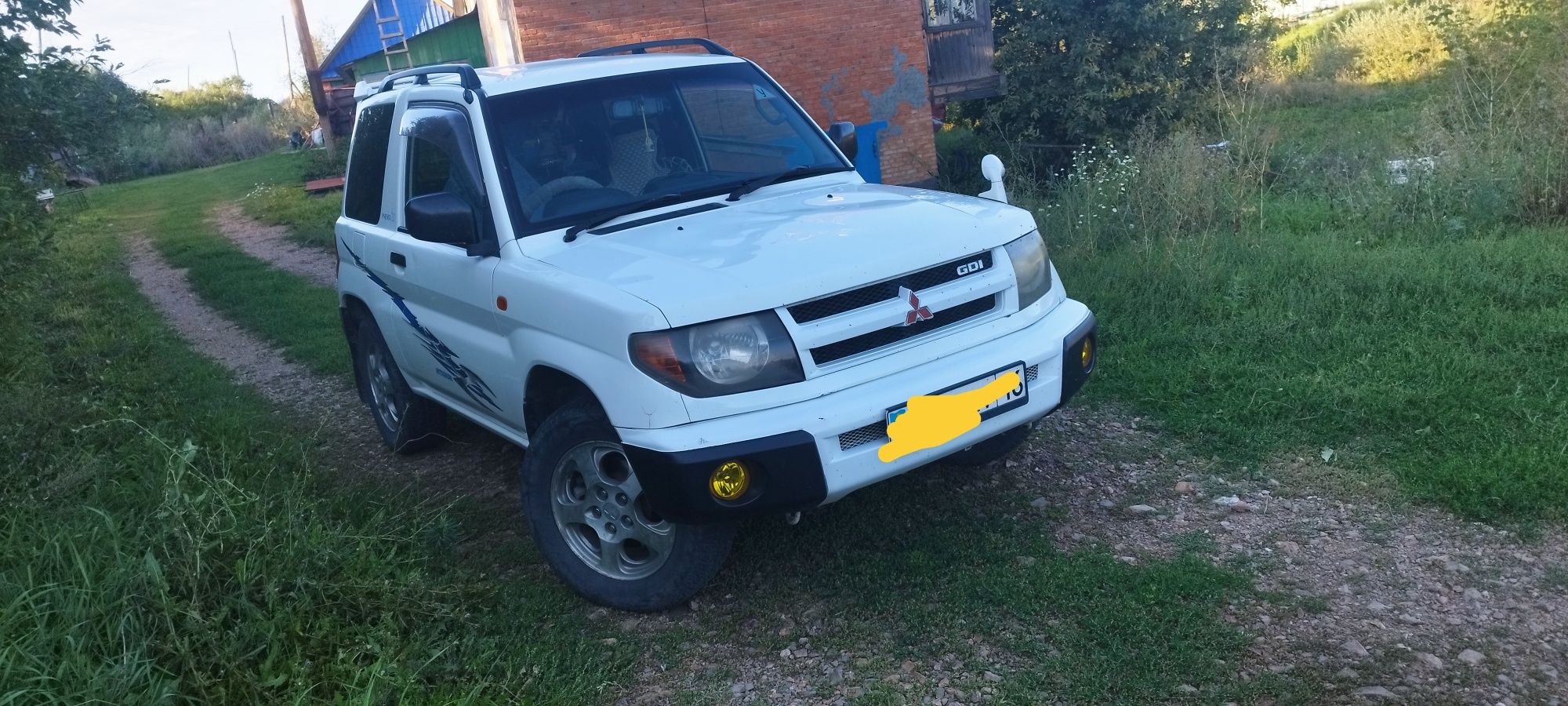 Продам Митсубиси Паджеро ИО