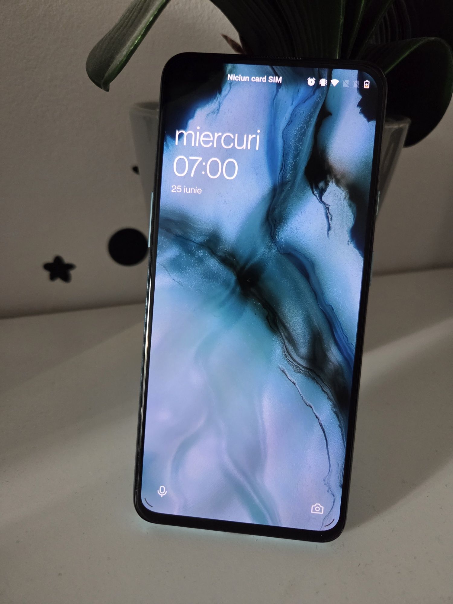 Vând Telefon OnePlus Nord în stare impecabilă