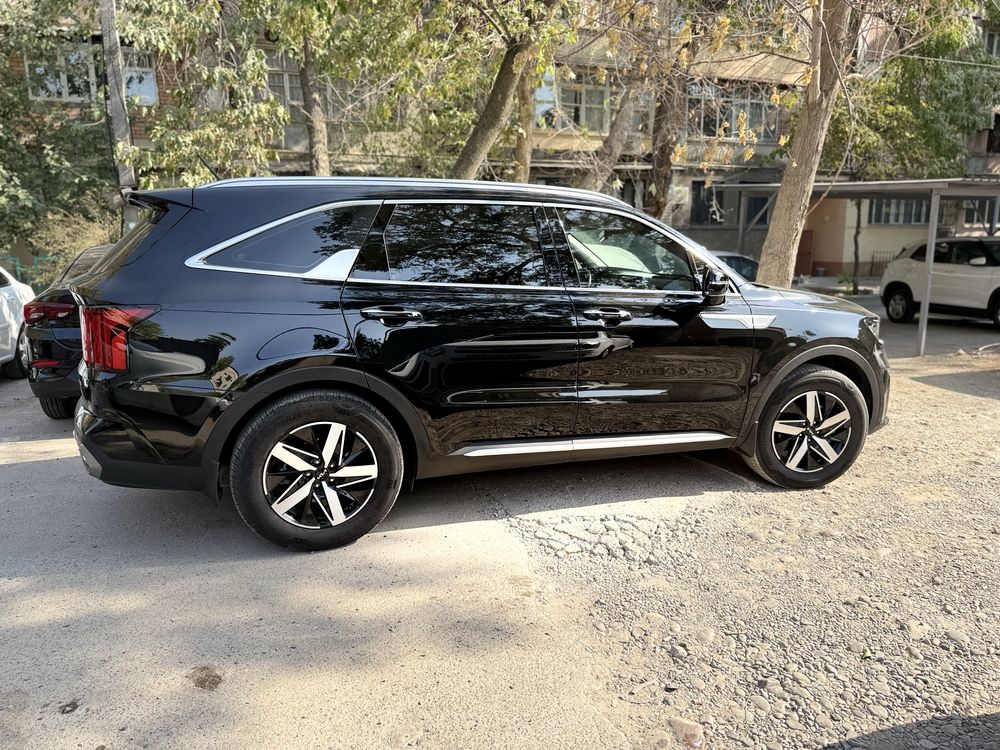 KIA SORENTO 7 местние