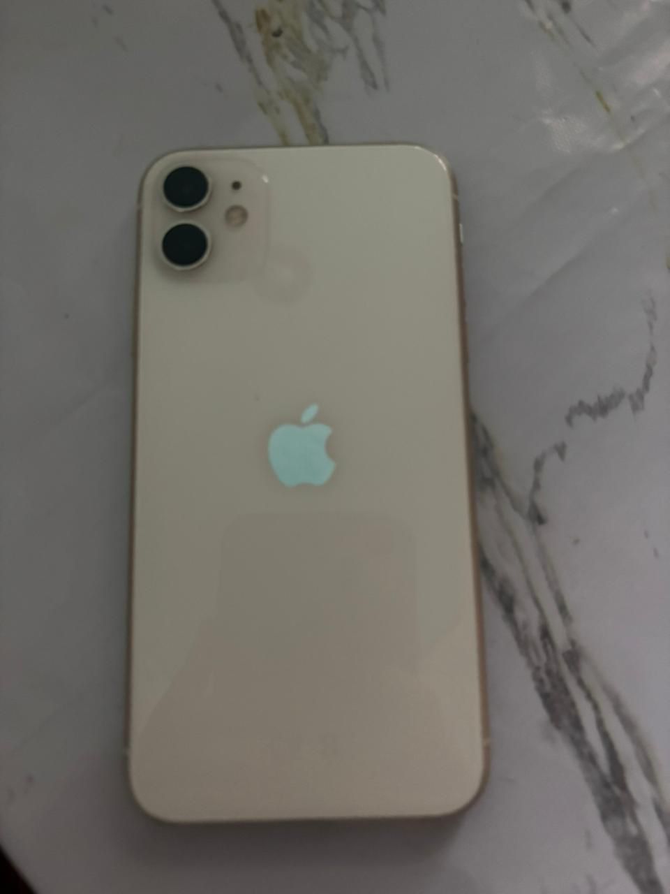 Iphone 11 в отличном состоянии