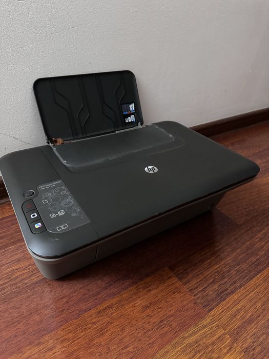 Принтер HP deskjet 2050a