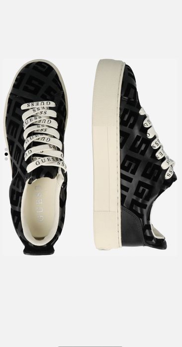 VAND Adidasi Guess mar.40 originali