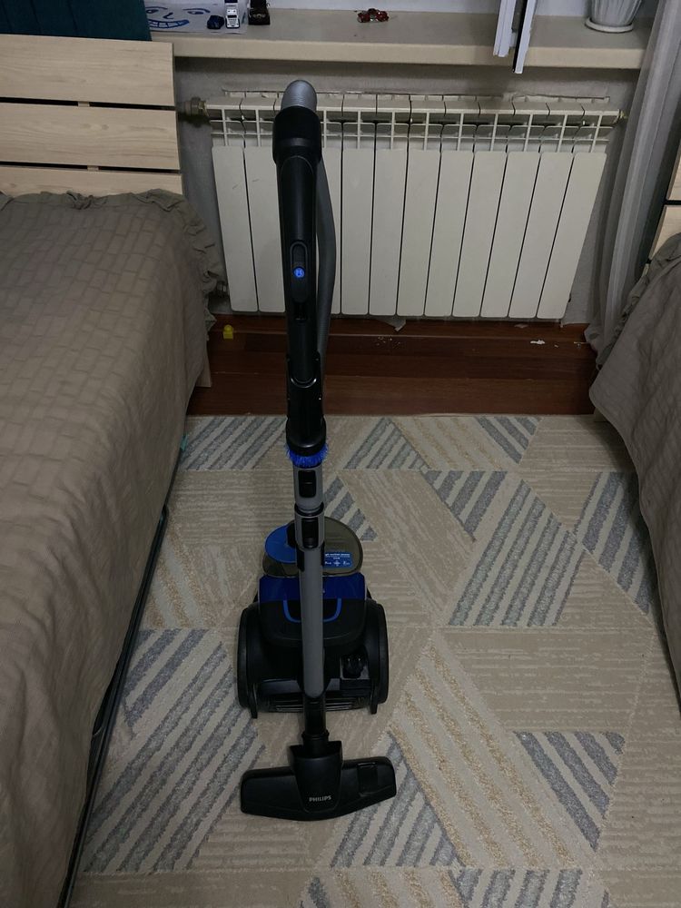 Продам  Пылесос philips