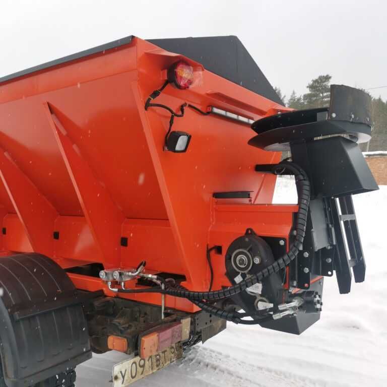 Пескоразбрасыватель на шасси ПРС-9.0 (9-10 куб.)