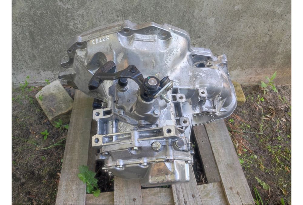 Продавам ръчна скоростна кутия за Chevrolet Cruze код B MC372