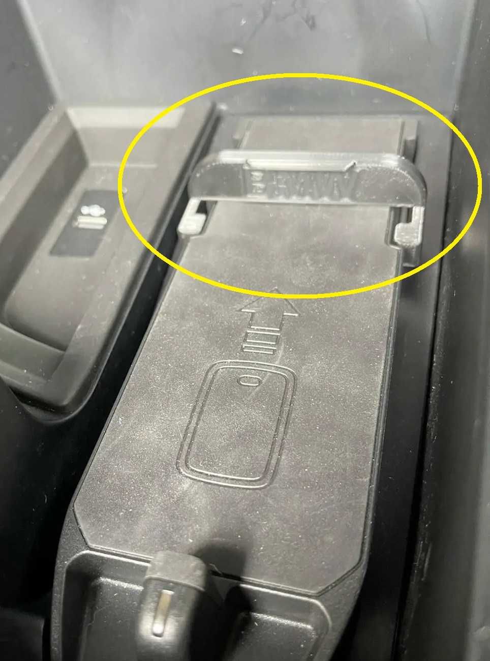 BMW MINI удължител за големи телефони за фабричното wireless зарядно