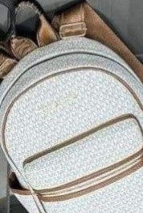 Rucsac MK new model,logo metalic auriu, saculet, etichetă