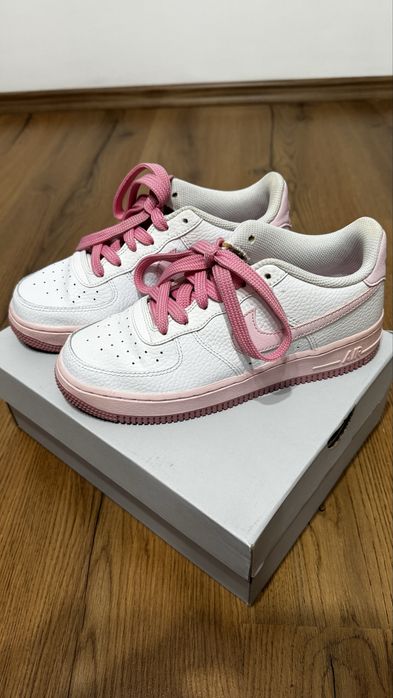 Adidasi Nike Air Force 1