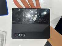 Samsung Z Fold 3 ideal