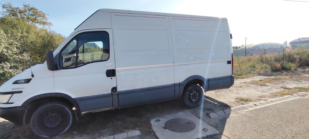 Vând Iveco Daily