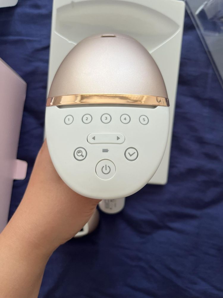 Philips Lumea BRI 956 Smartskin technology.
