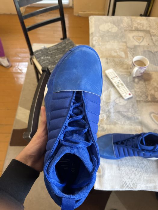 Баскетболни Маратонки ADIDAS VOLUME 7