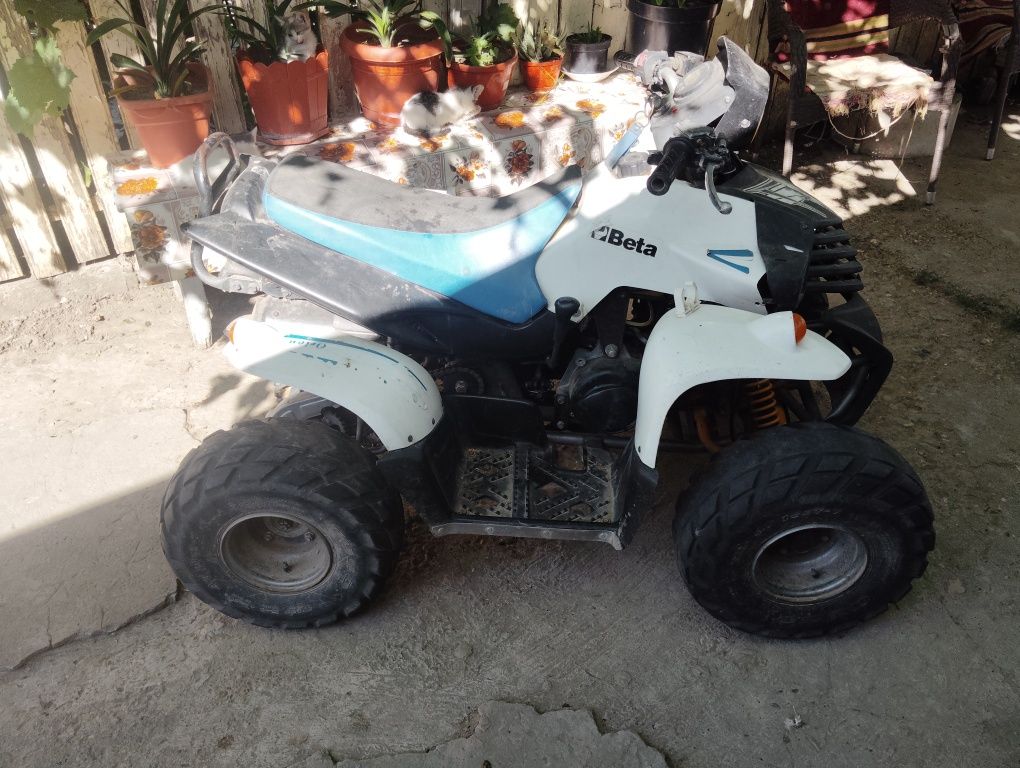 Vând ATV de 80 vând sau schimb