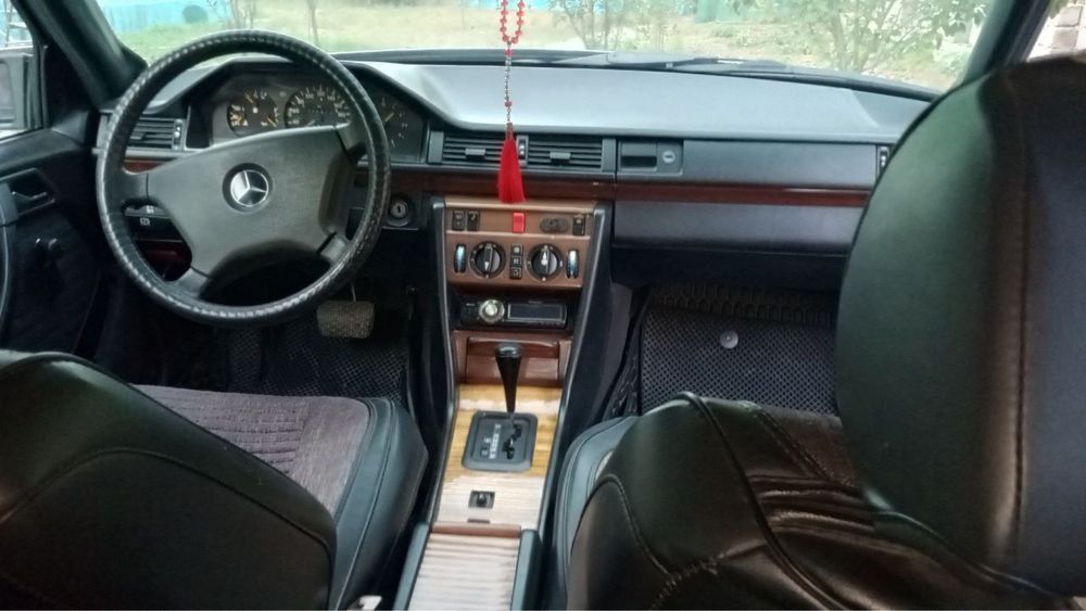 Мерседес бенз w 124