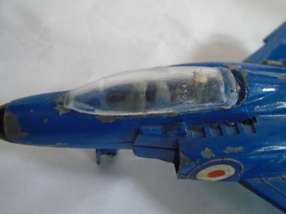 Dinky 725 F-4K Phantom II