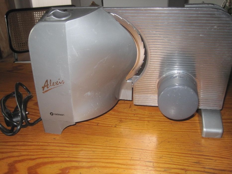 Masina de feliat Zelmer Alexis