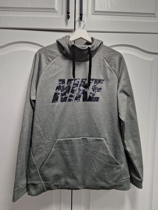 Мъжки суитшърт Nike terma fit L размер