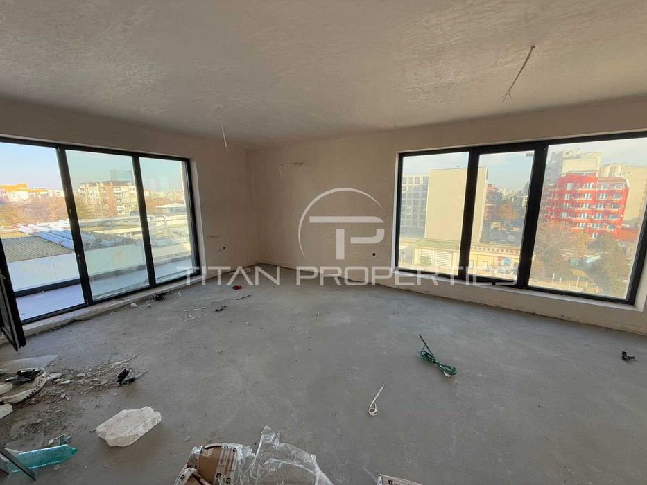 Продава се Тристаен апартамент в Пловдив, Кършияка - 124 кв.м за 1595 €/кв.м - Снимка #2