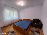 Apartament cu 2 camere, semidecomandat, etajul 2, mobilat si utilat