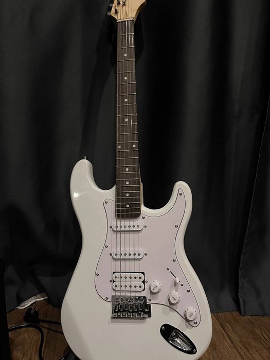 Продам Электрогитару