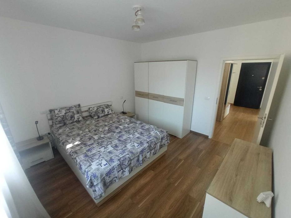 Inchiriez ap cu 2 camere-Coresi/Grandis, cu parcare, direct proprietar