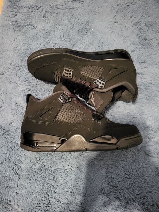 Jordan 4 Black Cat