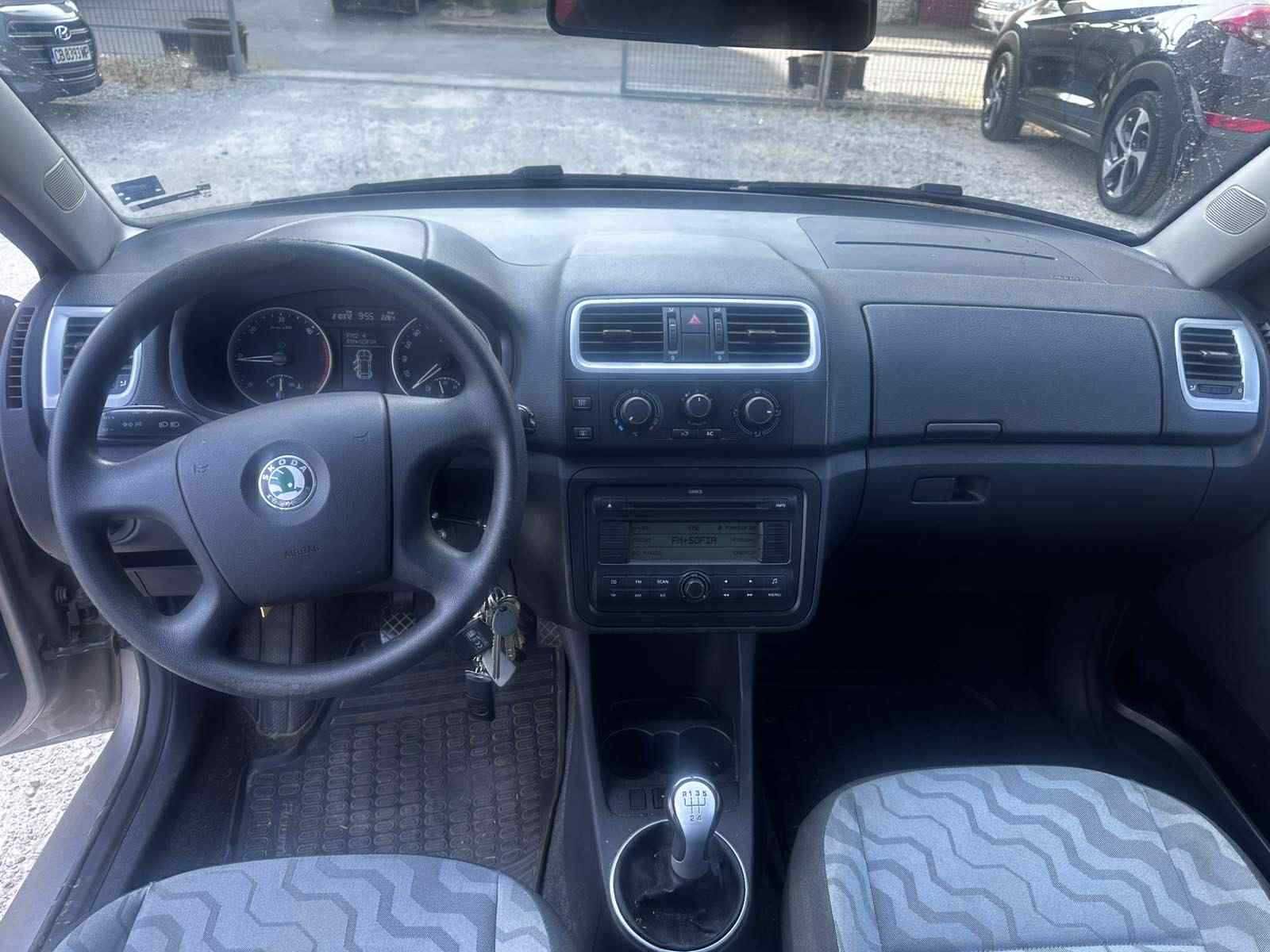 Skoda Roomster 1.4 дизел 80 к.с. 2009 година