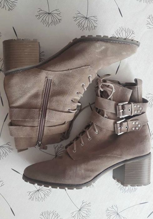 Кафяви дамски боти