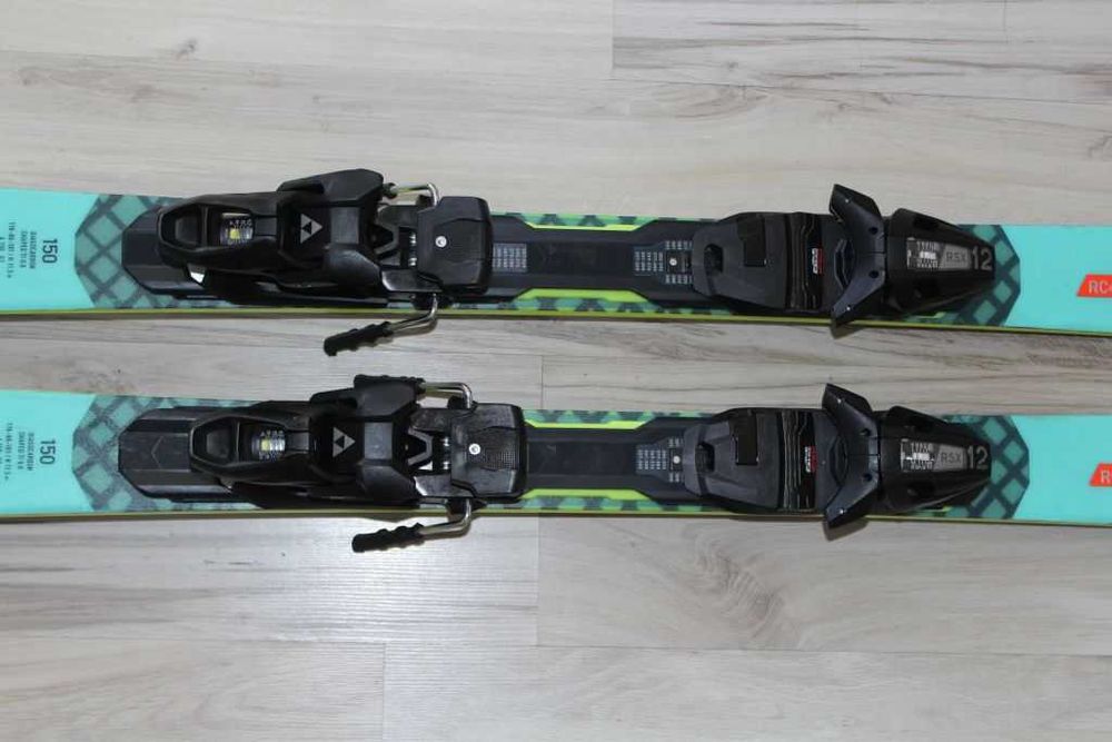 FISCHER RC4 World Cup SC 160cm, 155cm, 150cm  2025