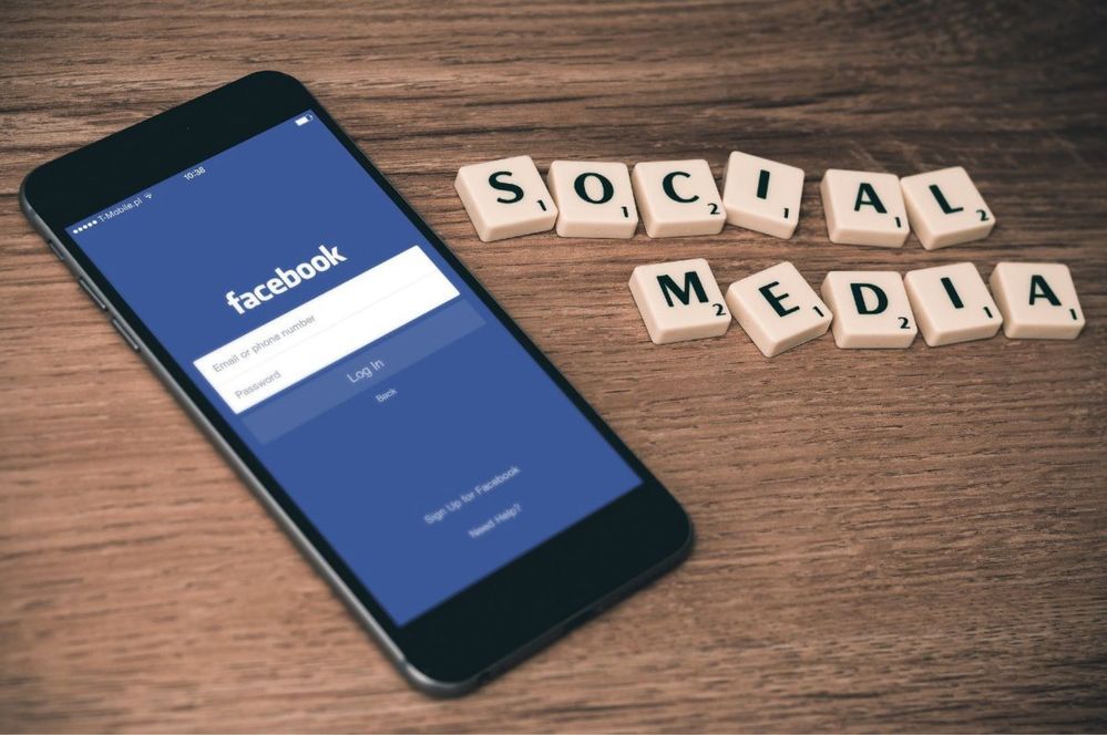 Facebook страница 50 000K