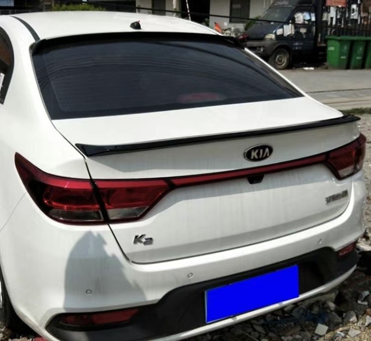 Спойлер Kia Rio 4G