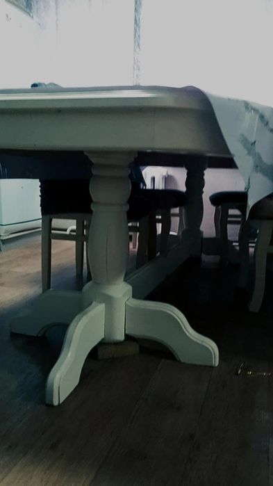 Срочно продам стол