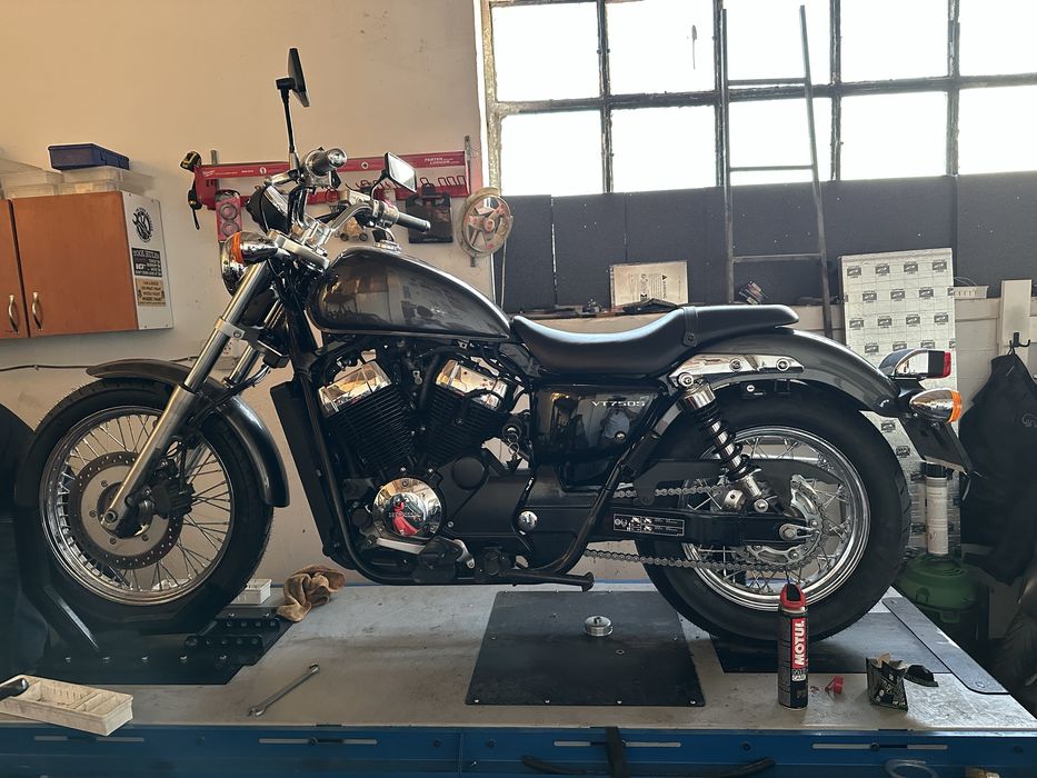 Honda Shadow VT750S