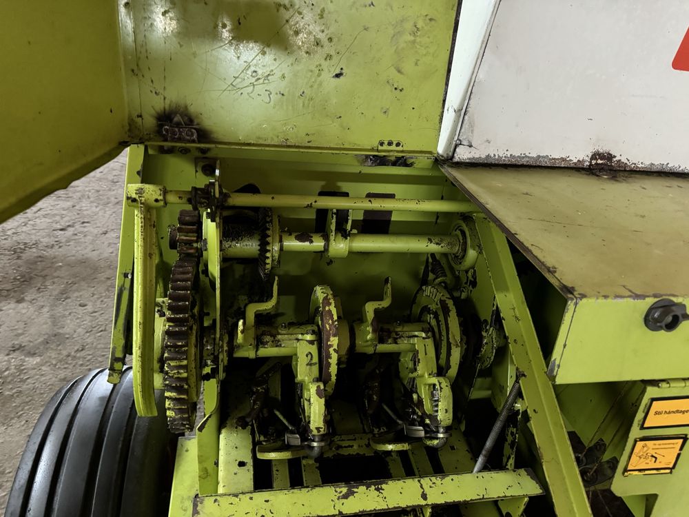 Claas markant 65 sotiladi Claas