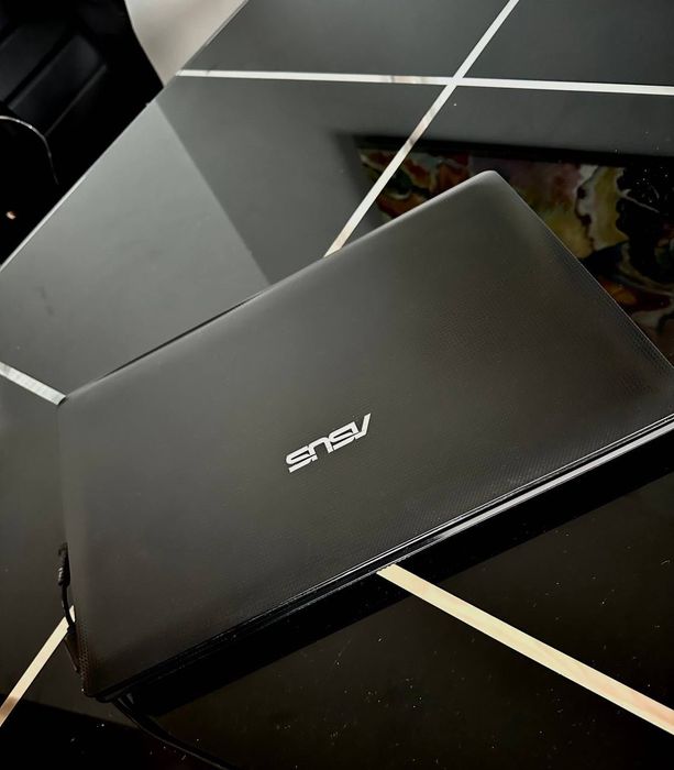 Лаптоп ASUS X54C