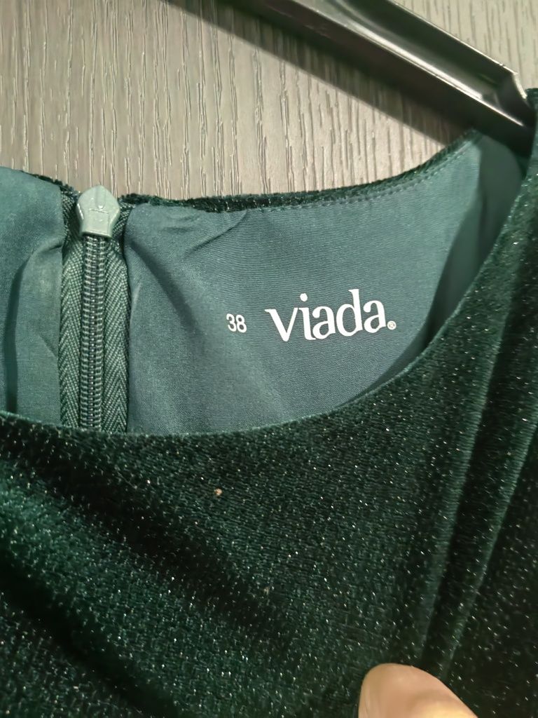 Vand rochie de catifea Viada