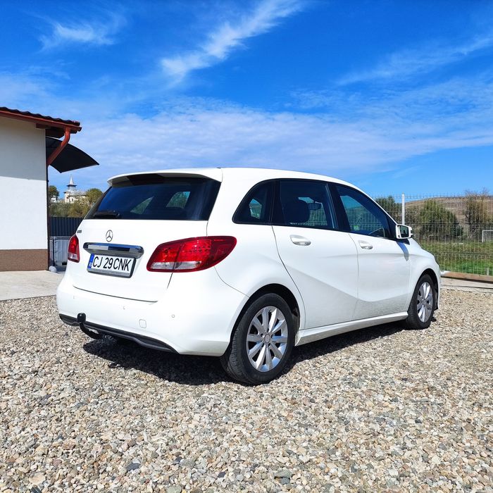 Mercedes B180 benzină