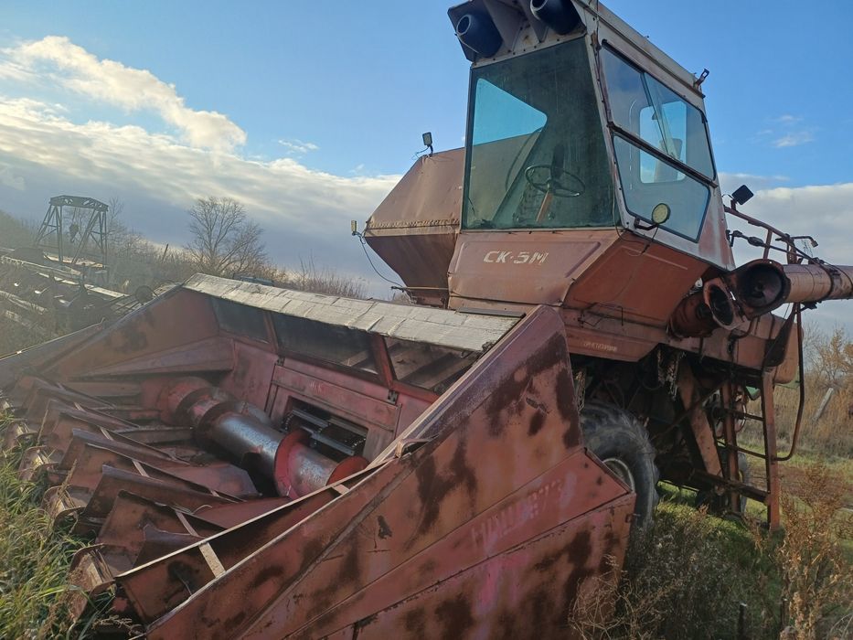 Продам комбайн нива