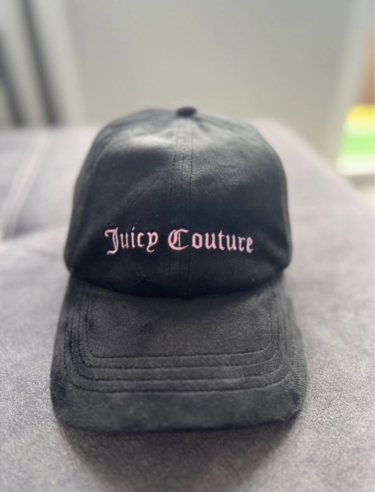 sapca neagră Juicy Couture velur