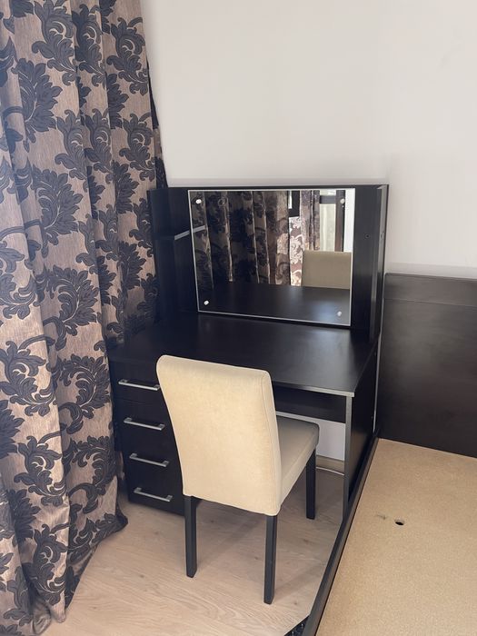 Vand mobilier dormitor