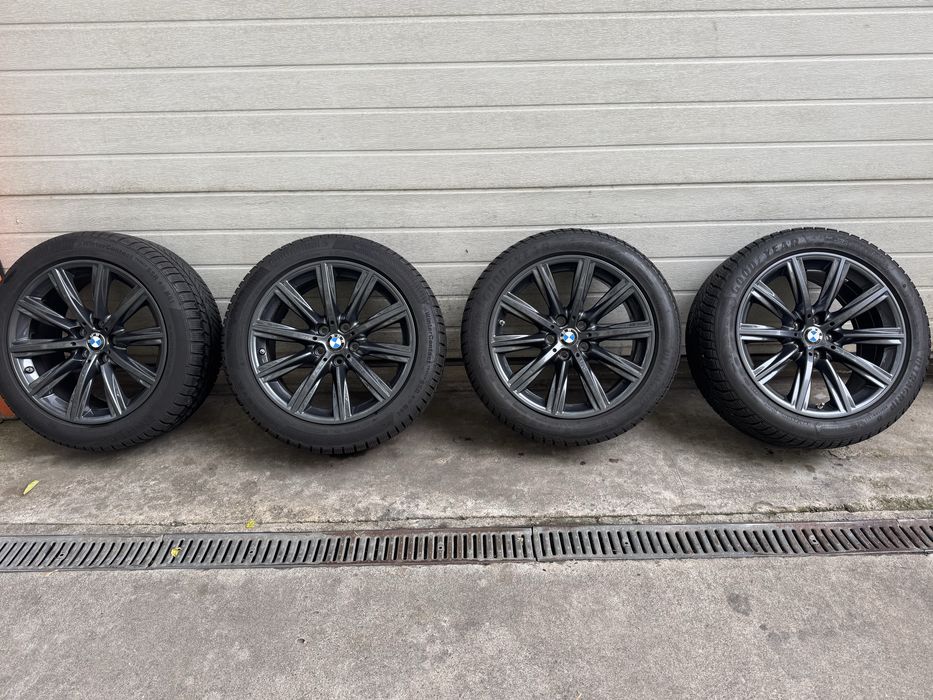 Jante 18 originale Bmw G30 245/45R18 8mm